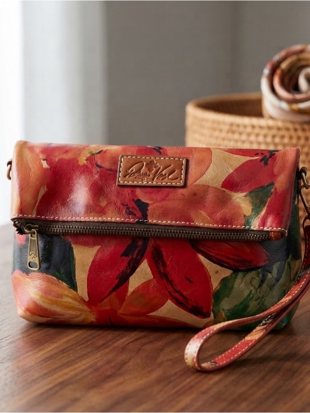 NEW PATRICIA NASH VALERIE LEATHER SPRING FLORAL CLUTCH BAG PURSE